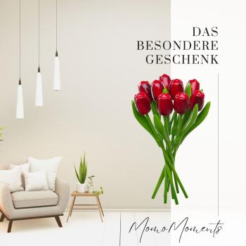 Tulip bouquet made of wood - 9 hand-painted wooden tulips, 34 cm tall, red/aubergine, wooden flower decoration, made in Holland